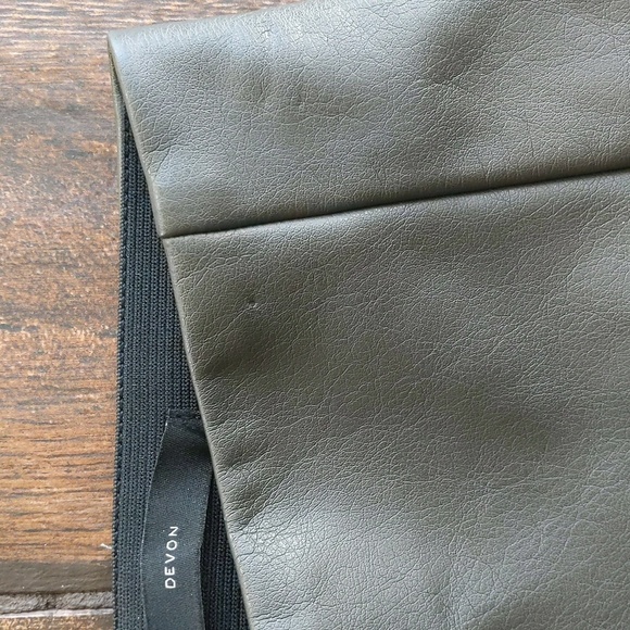 NWT Banana Republic Brown Vegan Leather Devon Pants - Women's 8 - Picture 6 of 8